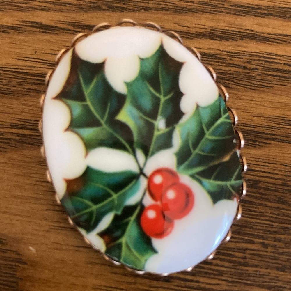 Set of 3 Vintage Christmas Brooches - Picture 2 of 8